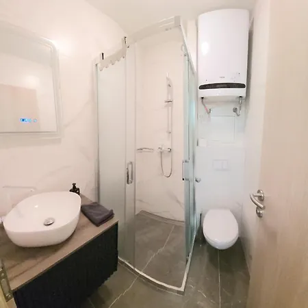 S Dvije Spavace Sobe * Porec