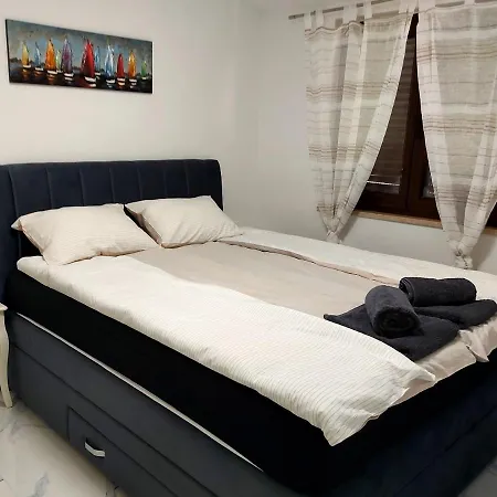 S Dvije Spavace Sobe